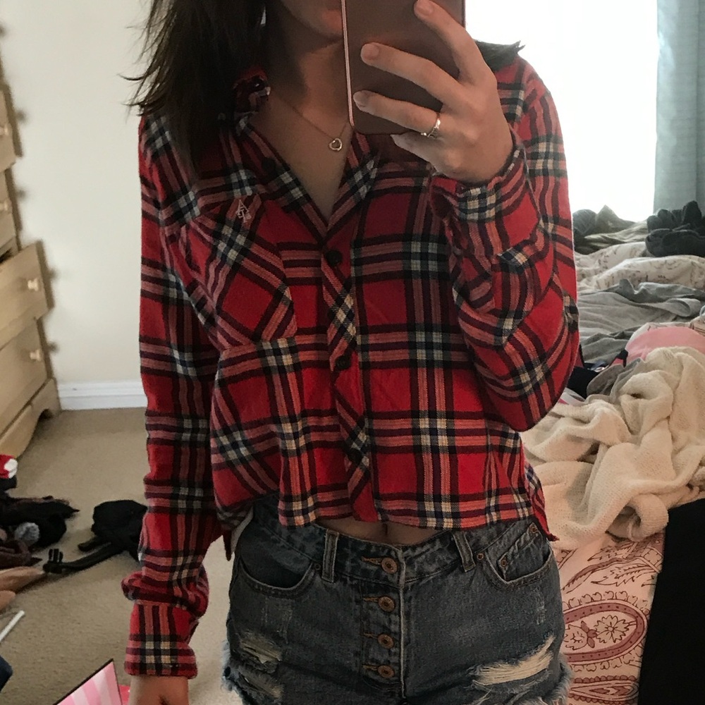 Abercrombie & Fitch Red and Blue Plaid Cropped Shirt